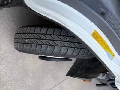 Isuzu M21 Heavy COMPATTATORE RIFIUTI OMB Bianco usata Giugliano in Campania