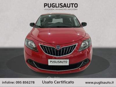 Lancia Ypsilon 1.0 FireFly 5 porte S&S Hybrid Ecochic Silver Rosso usata BELPASSO