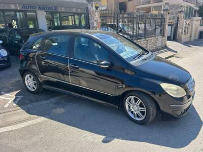 Mercedes-Benz Classe B Mercedes-benz B 180 B 180 CDI Sport Nero usata Caivano