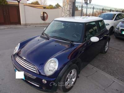 MINI Cooper Mini Mini 1.6 16V One GPL Blu/Azzurro usata Caivano MINI Cooper Mini Mini 1.6 16V One GPL Blu/Azzurro usata Caivano