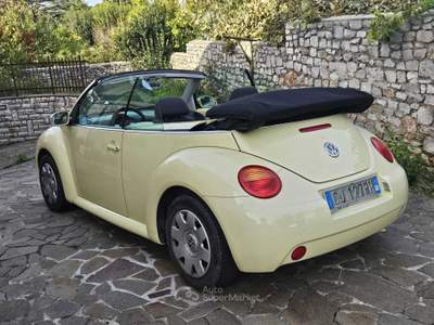 Volkswagen New Beetle NEW BEETLE Giallo usata Cinisello Balsamo