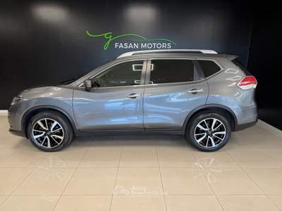 Nissan X-Trail 2.0 dci Acenta Premium 4wd xtronic Grigio usata Fontanafredda