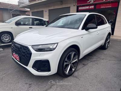 Audi Q5 Q5 TFSI S tronic S line edition IDENTITY BLACK Bianco usata Fonte Nuova