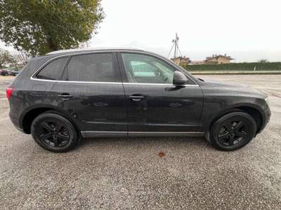 Audi Q5 2.0 TFSI 211 CV quattro S tronic SOLO COMMERC Nero usata Rimini