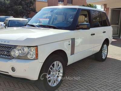 Land Rover Range Rover Land Range Rover 3.6 TDV8 Vogue SE cambio revisionato!!! Bianco usata Pieve a Nievole
