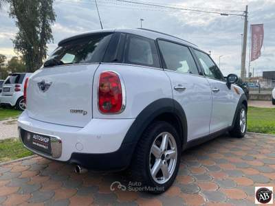 MINI Countryman Cooper D Countryman ALL4 Automatica Bianco usata Latina