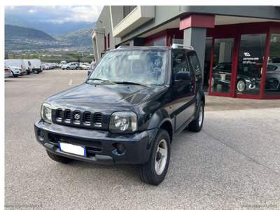 Suzuki Jimny Jimny 1.3 4WD JLX GANCIO TRAINO Nero usata Scurelle