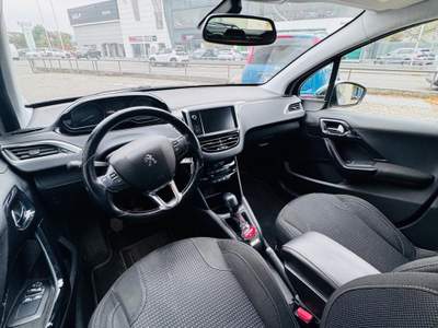 Peugeot 208 Occasione diesel Argento usata Pantigliate