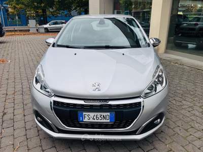 Peugeot 208 Occasione diesel Argento usata Pantigliate