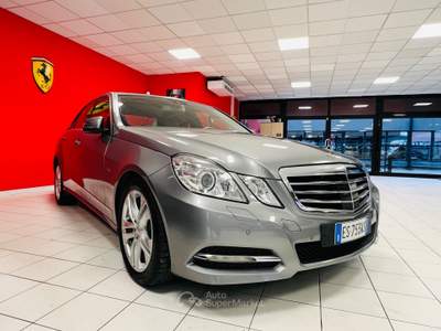 Mercedes-Benz Classe E *UNIPRO*TETTO*RADAR*PELLE TOTALE*SEDILI VENTILATI* Grigio usata Occhiobello