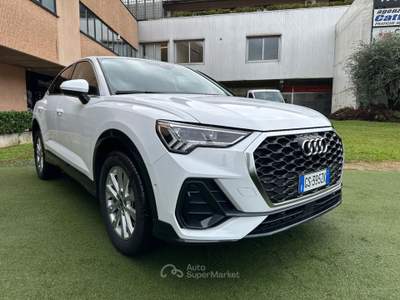 Audi Q3 SPORTBACK 45 TFSI E S tronic Business Plus 10000KM Bianco usata Curno