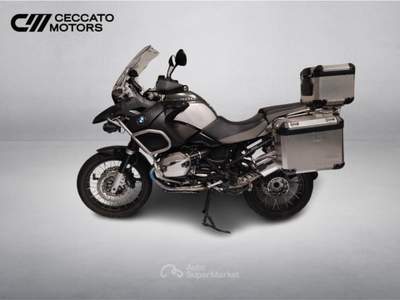 BMW Serie 5 518i Adventure Abs my10 usata Padova