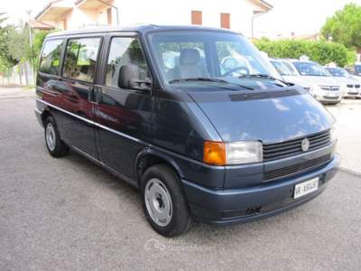 Volkswagen Transporter 1.9 TDI cat Blu/Azzurro usata SAN PIETRO IN CARIANO