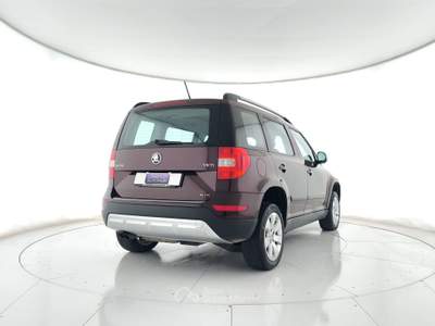 Skoda Yeti Yeti 2.0 tdi elegance 4x4 140cv x commercianti+tetto panoramico Lilla usata Ghedi