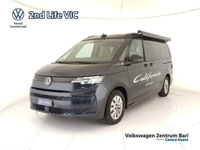 Volkswagen Transporter California Beach5 110TDI Aut Nero usata Bari