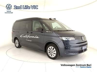 Volkswagen Transporter California Beach5 110TDI Aut Nero usata Bari