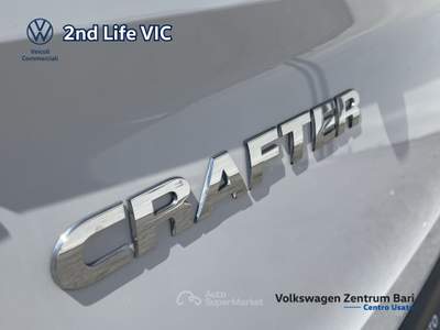 Volkswagen Crafter 30 2.0 tdi 140cv l3h3 logistic my19 Bianco usata Bari