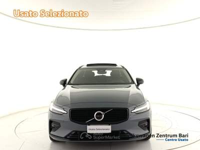 Volvo V60 2.0 b4 ultimate dark auto Grigio usata Bari