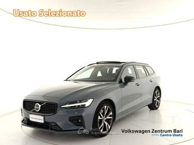 Volvo V60 2.0 b4 ultimate dark auto Grigio usata Bari