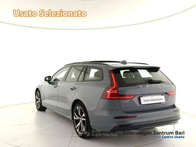 Volvo V60 2.0 b4 ultimate dark auto Grigio usata Bari