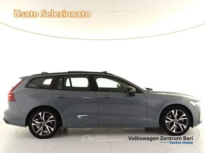 Volvo V60 2.0 b4 ultimate dark auto Grigio usata Bari