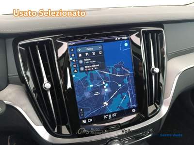Volvo V60 2.0 b4 ultimate dark auto Grigio usata Bari