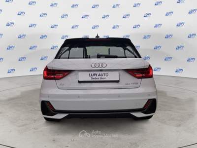 Audi A1 Sportback 30 1.0 tfsi S Line Edition 116cv Bianco usata Pistoia