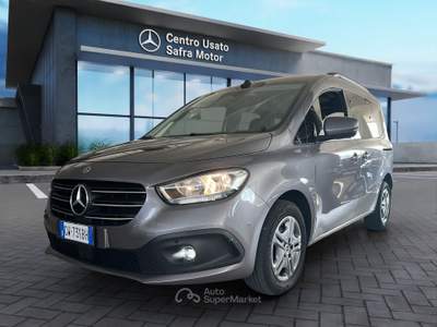 Mercedes-Benz Classe T T 180d Sport Long Aut. Grigio usata Rende