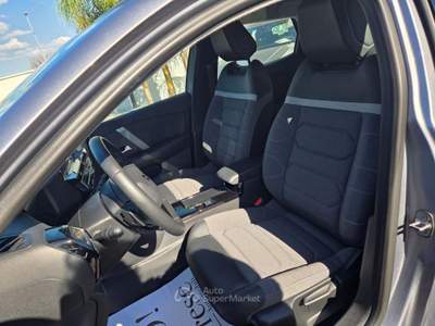 Citroen C4 PureTech 130 S&S EAT8 Plus Argento usata Taranto
