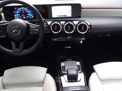 Mercedes-Benz Classe A d Automatic Business Bianco usata Quattro Castella