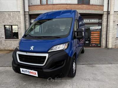 Peugeot Boxer 333 L2 H2 Bluehdi 140 Cv Blu/Azzurro usata Campobasso