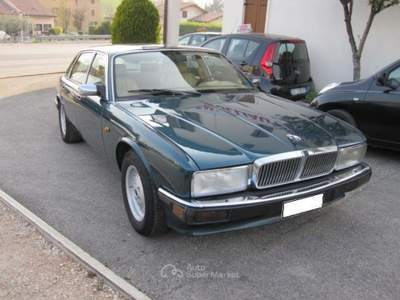 Jaguar XJ 3.2 cat automatic Verde usata SAN PIETRO IN CARIANO
