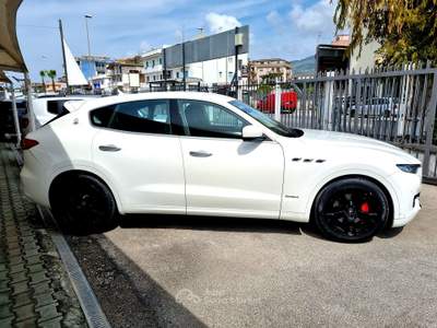 Maserati Levante MASERATI LEVANTE 250 CV NO SUPERBOLLO Bianco usata Mondragone
