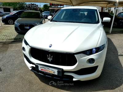 Maserati Levante MASERATI LEVANTE 250 CV NO SUPERBOLLO Bianco usata Mondragone