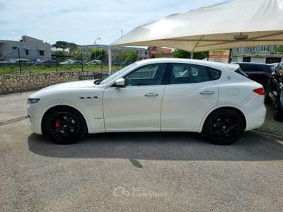 Maserati Levante MASERATI LEVANTE 250 CV NO SUPERBOLLO Bianco usata Mondragone