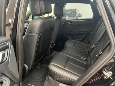 Porsche Macan 2.0 265cv pdk Nero usata Novara