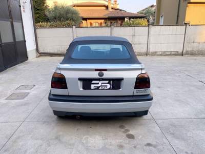 Volkswagen Golf Golf III Cabrio 1.6 101cv - Storica Argento usata Seregno