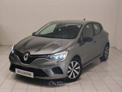 Renault Clio Clio TCe 90 CV 5 porte Equilibre IVA ESPOSTA Grigio usata Verbania Renault Clio Clio TCe 90 CV 5 porte Equilibre IVA ESPOSTA Grigio usata Verbania