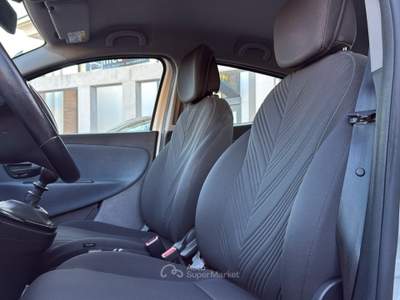 Lancia Ypsilon Ypsilon 1.0 FireFly 5 porte S&S Hybrid Gold Bianco usata Pordenone