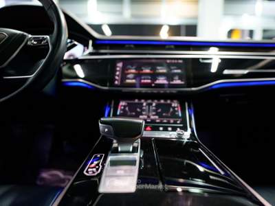 Audi A8 3.0 quattro tiptronic Nero usata Mottola