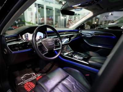 Audi A8 3.0 quattro tiptronic Nero usata Mottola