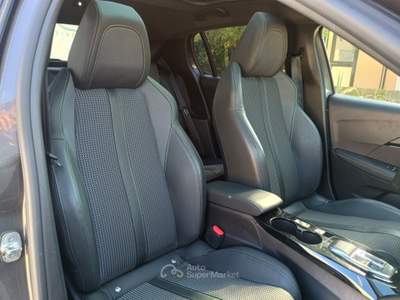 Peugeot 208 1.2 100cv EAT8 5 porte GT Grigio usata Monopoli