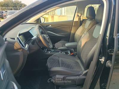 Opel Grandland X Grandland 1.5 Ecotec D 130cv EAT8 Ultimate Nero usata Monopoli