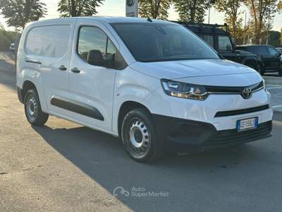 Toyota Proace 1.5D 130 CV S&S PC Bianco usata Massarosa