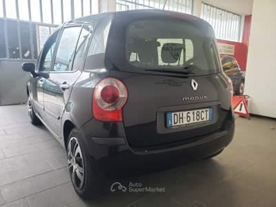 Renault Modus Unico proprietario non fumatore. BOX privato.  Nessun incidente. usata MATHI
