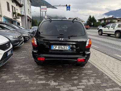Hyundai Santa Fe Santa Fe 2.4cc 145CV 4x4 Nero usata Villa di Tirano