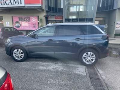 Peugeot 5008 AUTO IN PERFETTE CONDIZIONI usata Rende