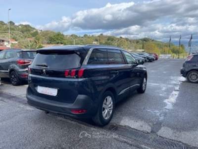Peugeot 5008 AUTO IN PERFETTE CONDIZIONI usata Rende