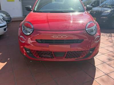 Fiat 600 BELLISSIMA 600 HYBRID NUOVA Rosso usata Bianco