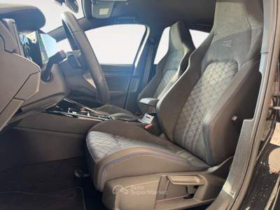 Volkswagen Golf 2.0 tdi R-Line 150cv dsg usata Rovigo